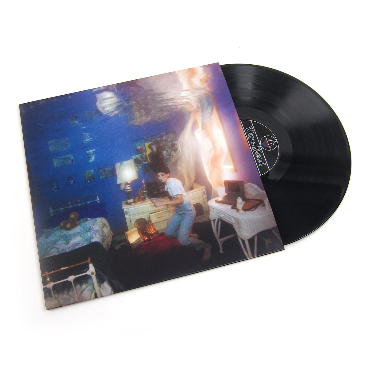 Weyes Blood: Titanic Rising